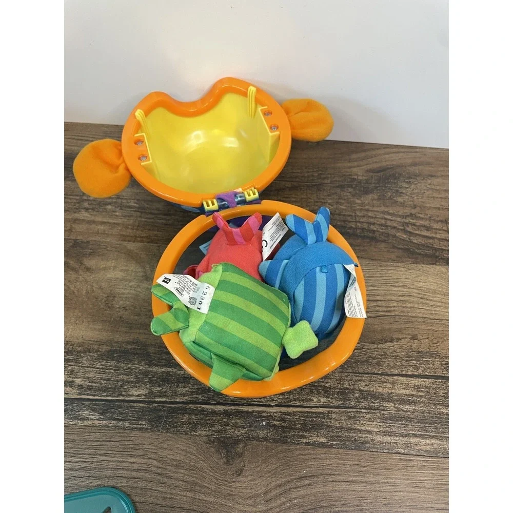 Playskool Lets Play Together Fill N  Spill Fish Sensory Toy RARE